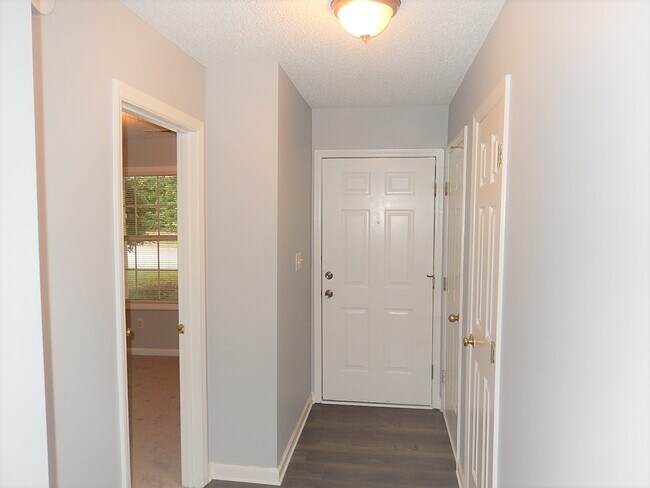 Photo - 1454 Cimarron Pkwy