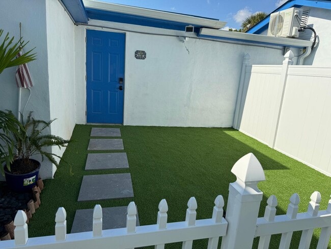 Photo - 13115 3rd St E