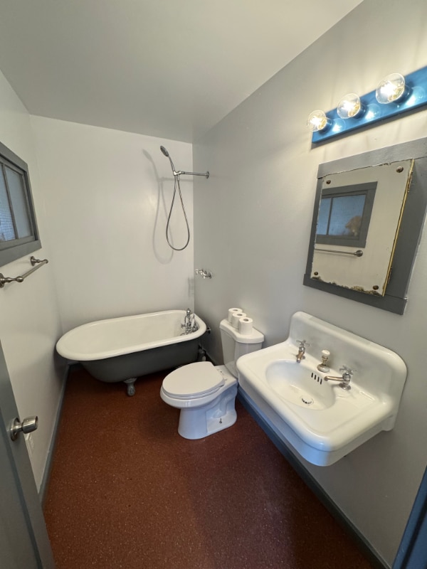 Photo - 16401 Hwy 99