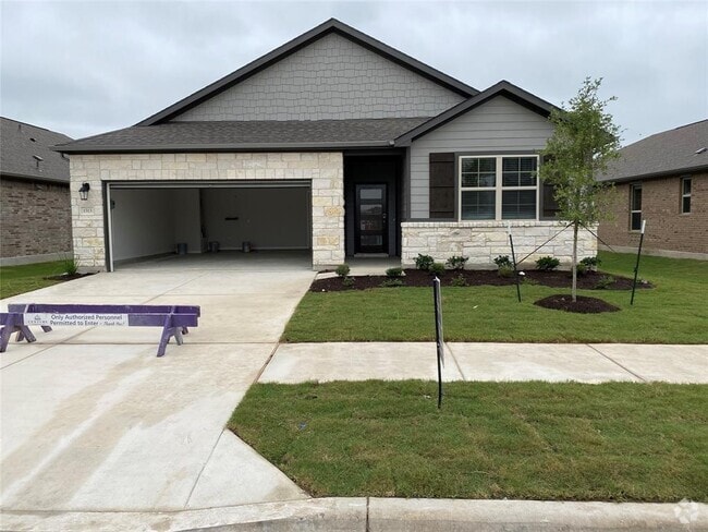Building Photo - 1513 Whippletree Trl Rental