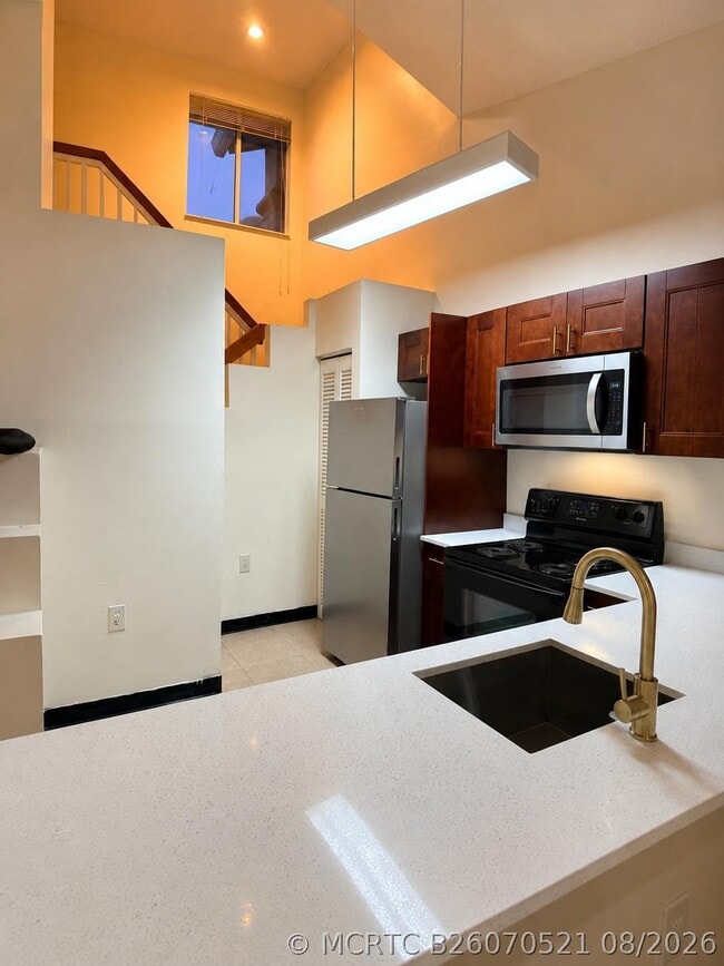 Photo - 21202 Glenmoor Dr Unit 21202