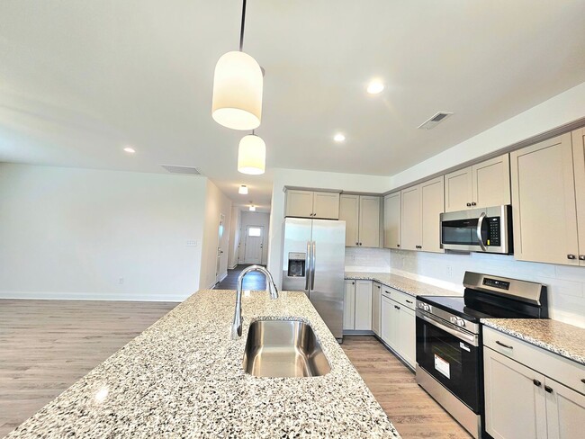 Building Photo - Newly Built Home In Raeford NC