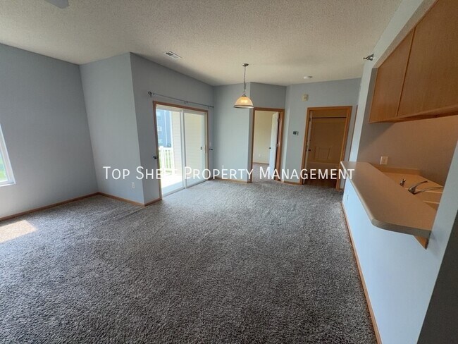 1207 NE 5th Ln Unit 4