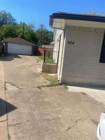 Photo - 904 Spring Valley Plaza