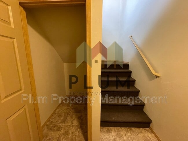 Photo - 1360 S Garfield St Unit 200