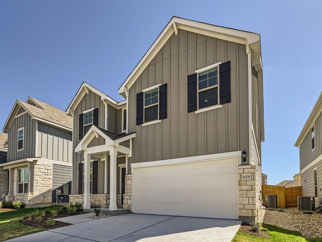 Photo - 1608 Holly Lk Dr