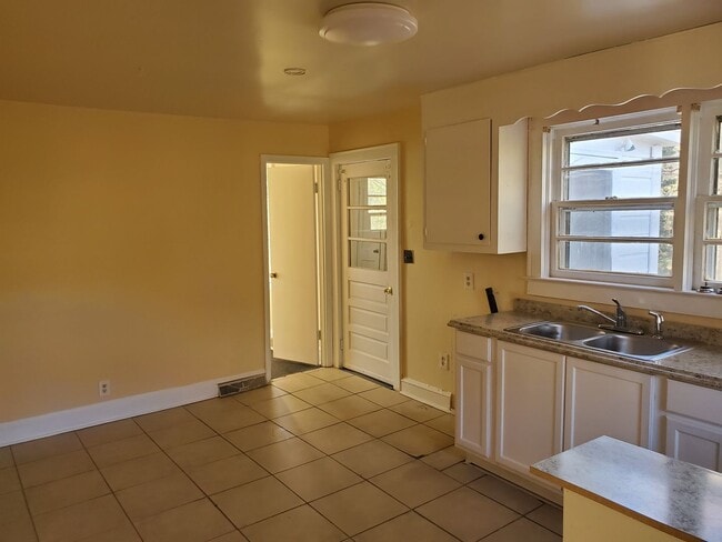 Photo - 2bd/1ba Near Downtown Greenville