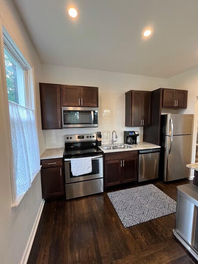 Photo - 222 Harper Ave