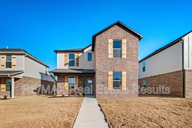 Building Photo - 4670 W Aurora St