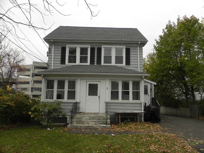 Photo - 1 St John St Unit 2