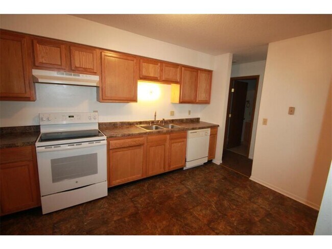 Photo - 949 Wescott Trail Unit 201