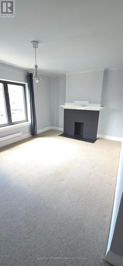 Photo - 387 Roncesvalles Ave