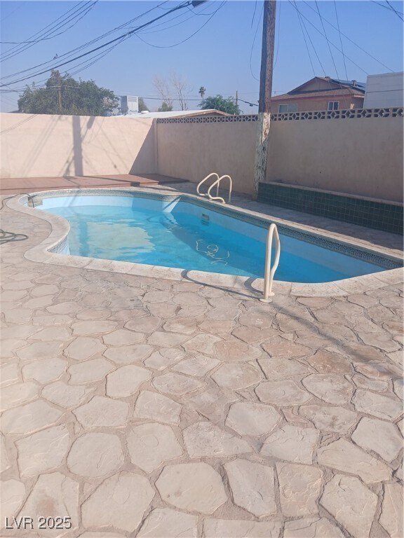 Photo - 6209 Mcallister Ave