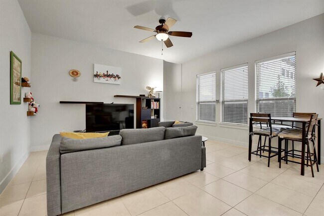 Photo - 13001 Hymeadow Dr Unit 39