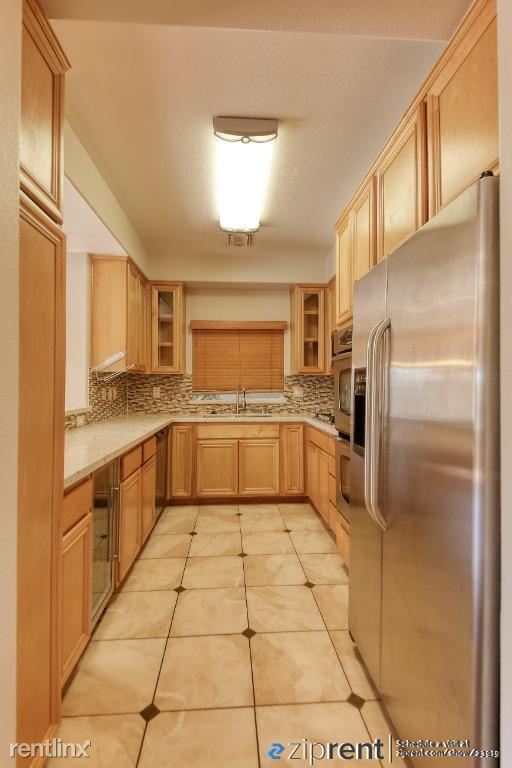 Photo - 4 br, 2.5 bath Condo - 20300 Vanowen Stree...