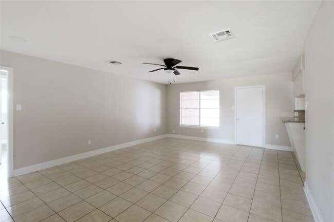 Photo - 2106 Rose Rd