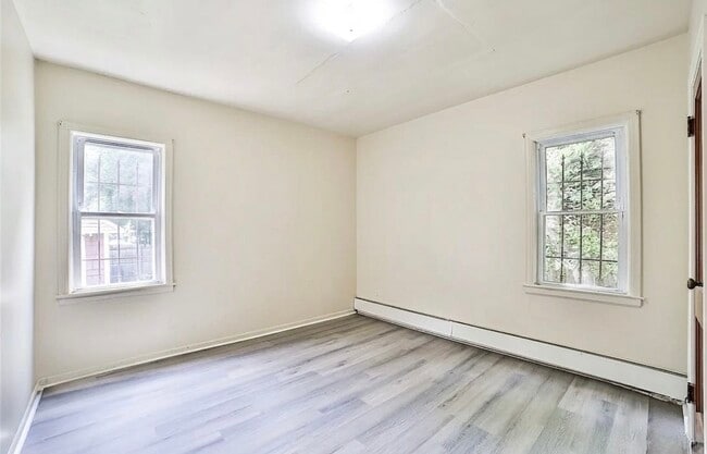 Photo - 1811 Weston Ave Unit 1