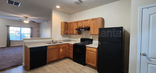 Photo - 6864 Mountain Cir