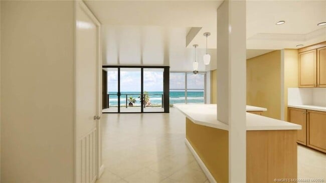 Building Photo - 10410 S Ocean Dr Unit 308