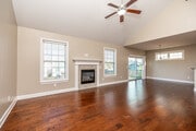 3BR, 2.5BA - Kite/2,456 SF