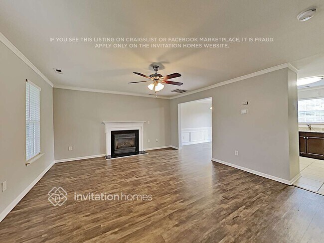 Photo - 2204 Genesis Dr