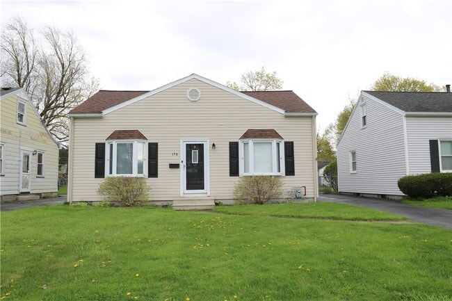 Building Photo - 175 English Rd