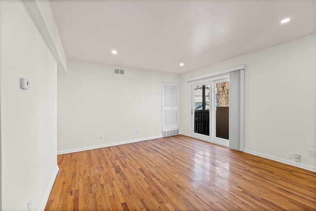 Photo - Walnut Apartments Unidad 4911 #5