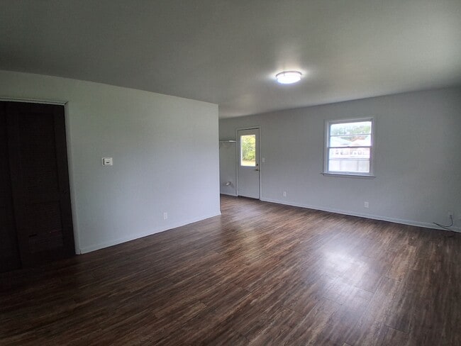 Photo - 312 Holmes Ave