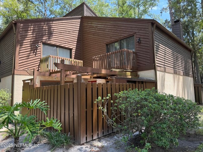 Building Photo - 10358 Big Tree Ln Rental