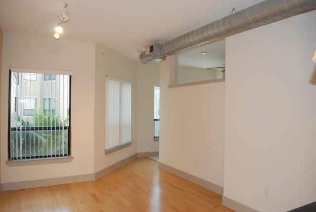 Building Photo - 1901 Post Oak Blvd Unit 3507