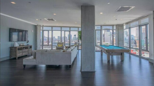 Photo - 315 A St Unidad 1112