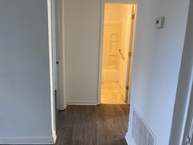 Photo - 2020 Plum St