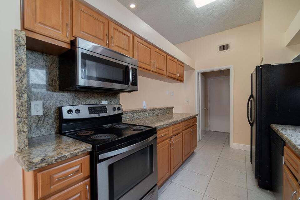 Photo - 14 Misty Meadow Dr (Boynton Beach, FL)