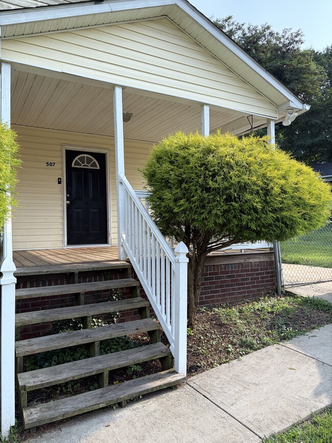 Photo - 507 W Norment Ave