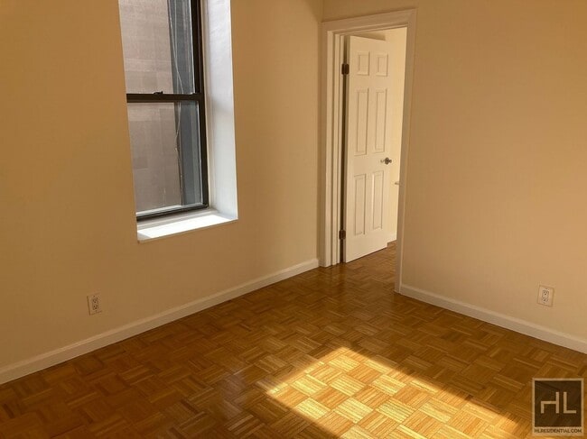 Photo - East 38th Street Unit 5B