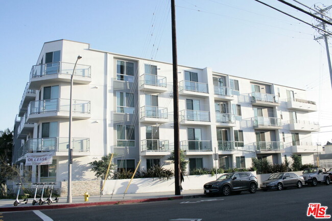 Photo - 1301 S Westgate Ave Condo Unit 302