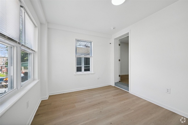 Building Photo - 318 Berkley St Rental