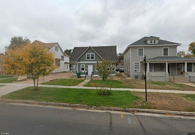 Building Photo - 1717 11th Ave Unit 1