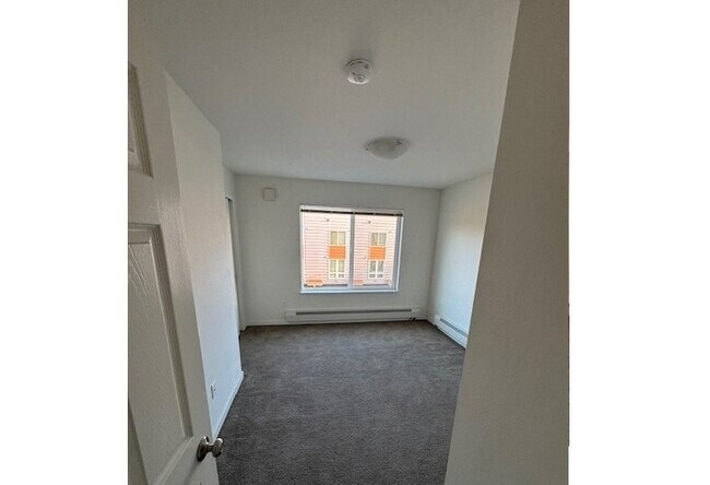 Photo - 1223 Mill Bay Rd