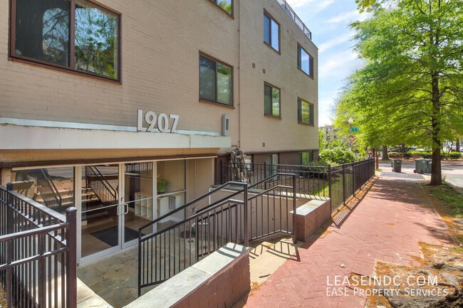 Photo - 1907 3rd St NW Unit #202
