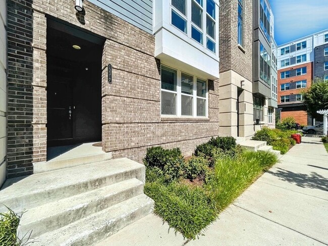 Building Photo - 13317 Launders St Rental