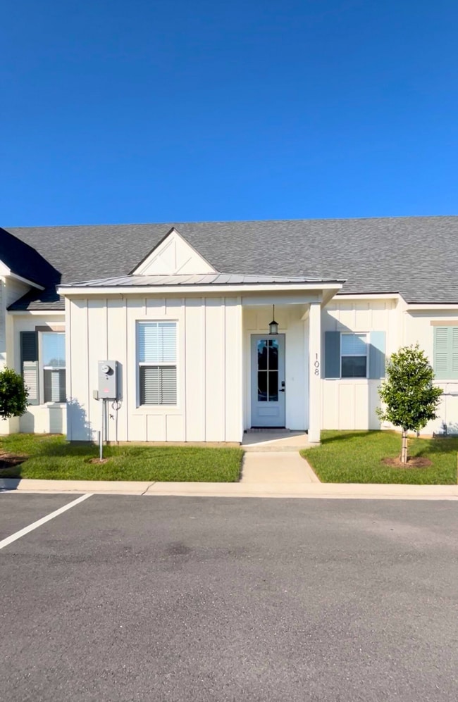 Photo - 108 Pilsbury Ln