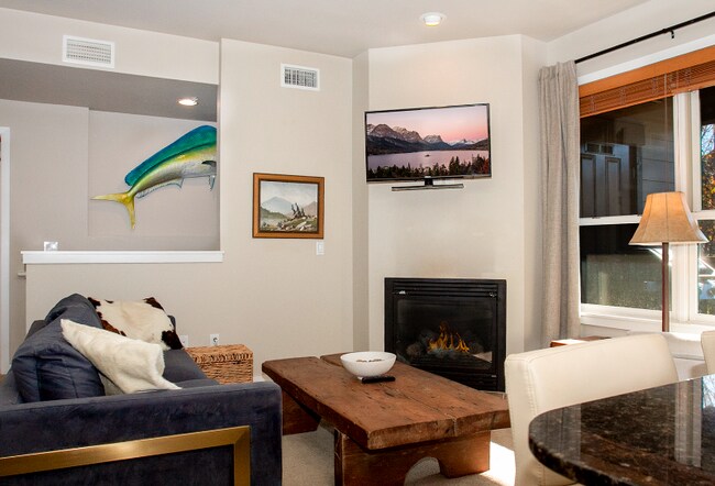 6008 St Moritz Dr Unit J