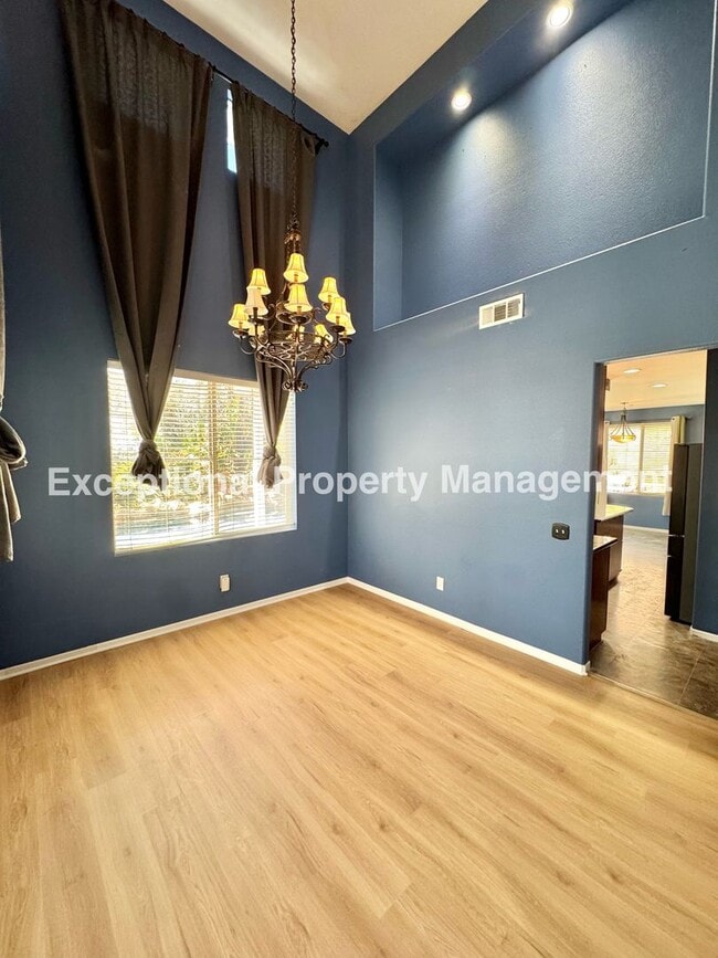 Photo - 14855 Hedge Row Ct