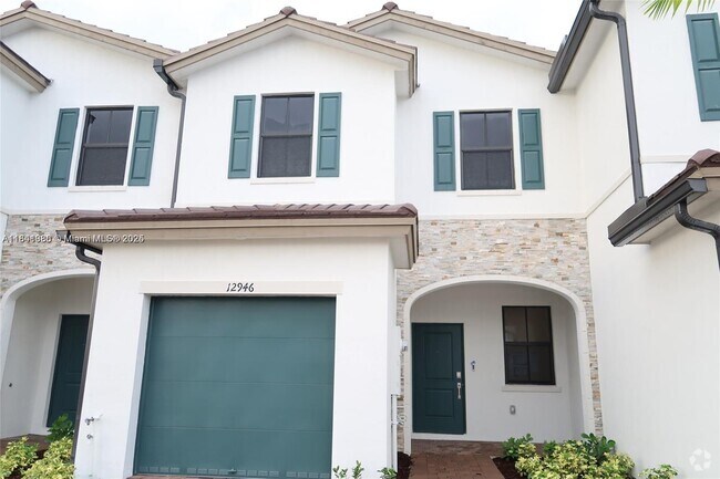 Building Photo - 12946 SW 231st St Rental