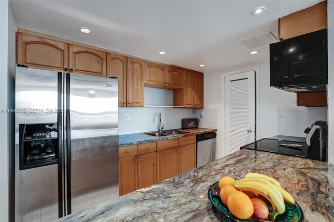 Photo - 11111 Biscayne Blvd Unit 12G