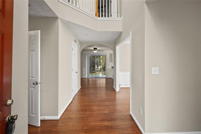 Photo - 1442 Glenover Cir