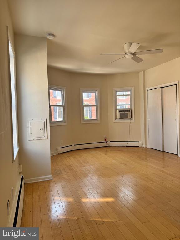 Photo - 2062 Lombard St Unit 2