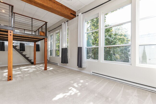 Photo - Capitol Hill Condo with 12-Foot Ceilings Unit 201