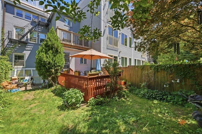 Photo - 245 3rd St Unit 1